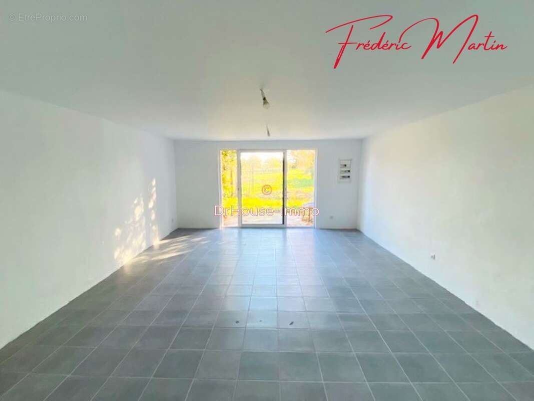 Maison à RIBAUTE-LES-TAVERNES