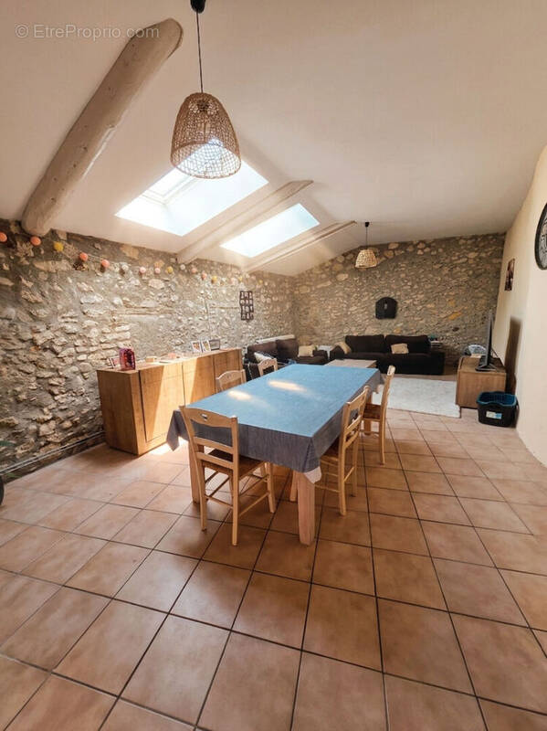 Maison à PIERRELATTE