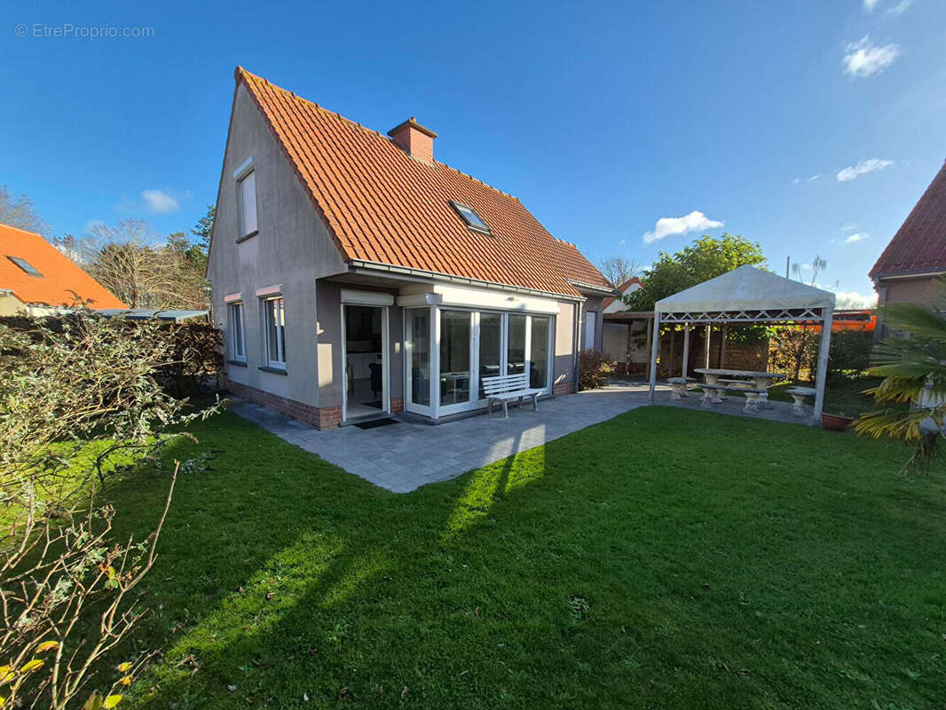 Maison à GROFFLIERS