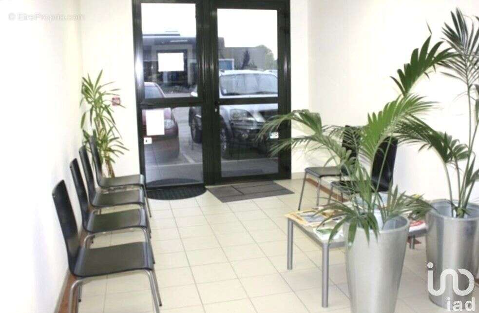 Photo 3 - Commerce à SAINTS-GEOSMES