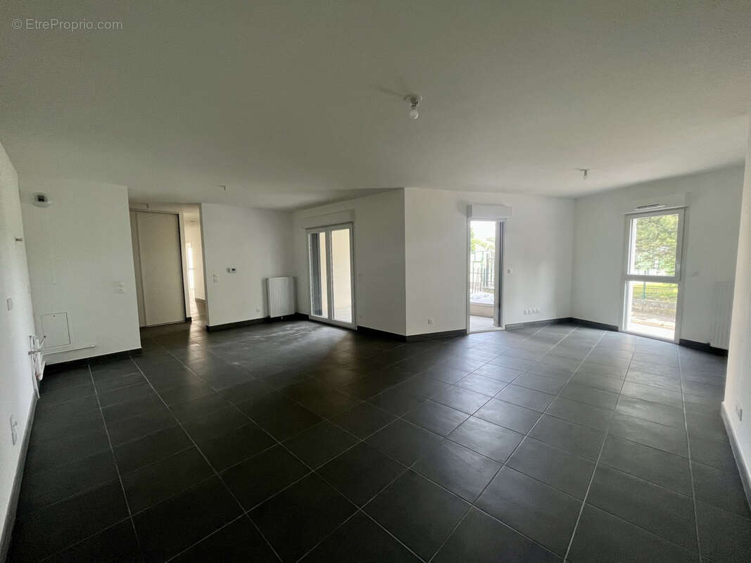 Appartement à CRAPONNE