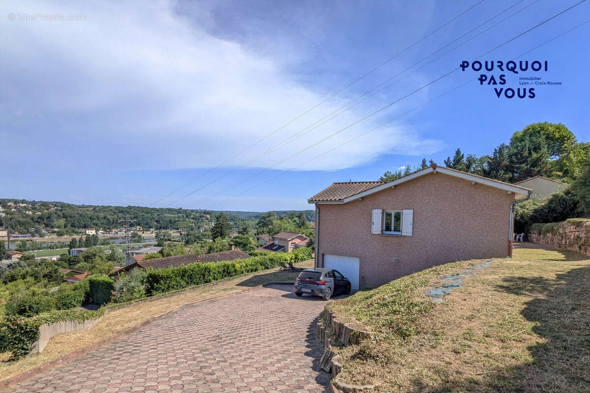Maison 200 m² à Couzon-Au-Mont-D'or  - photo 5