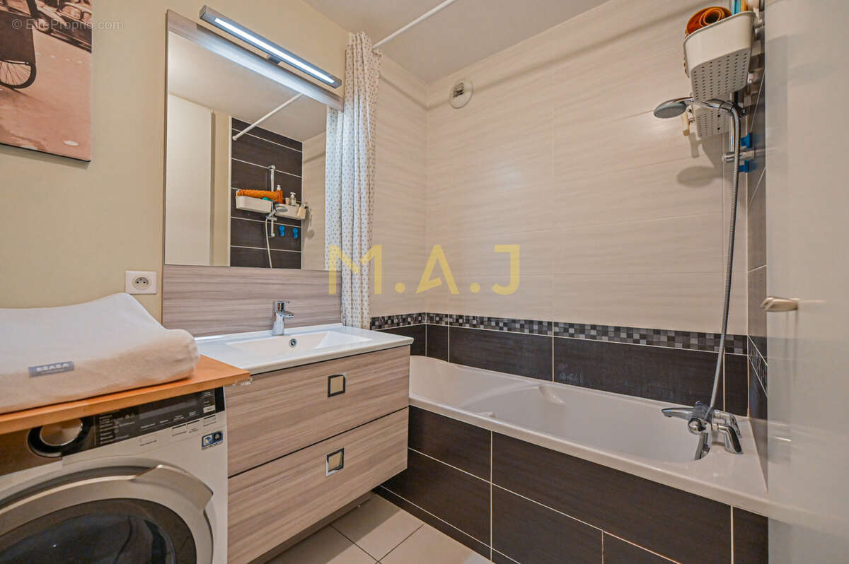 Appartement à LE PERREUX-SUR-MARNE