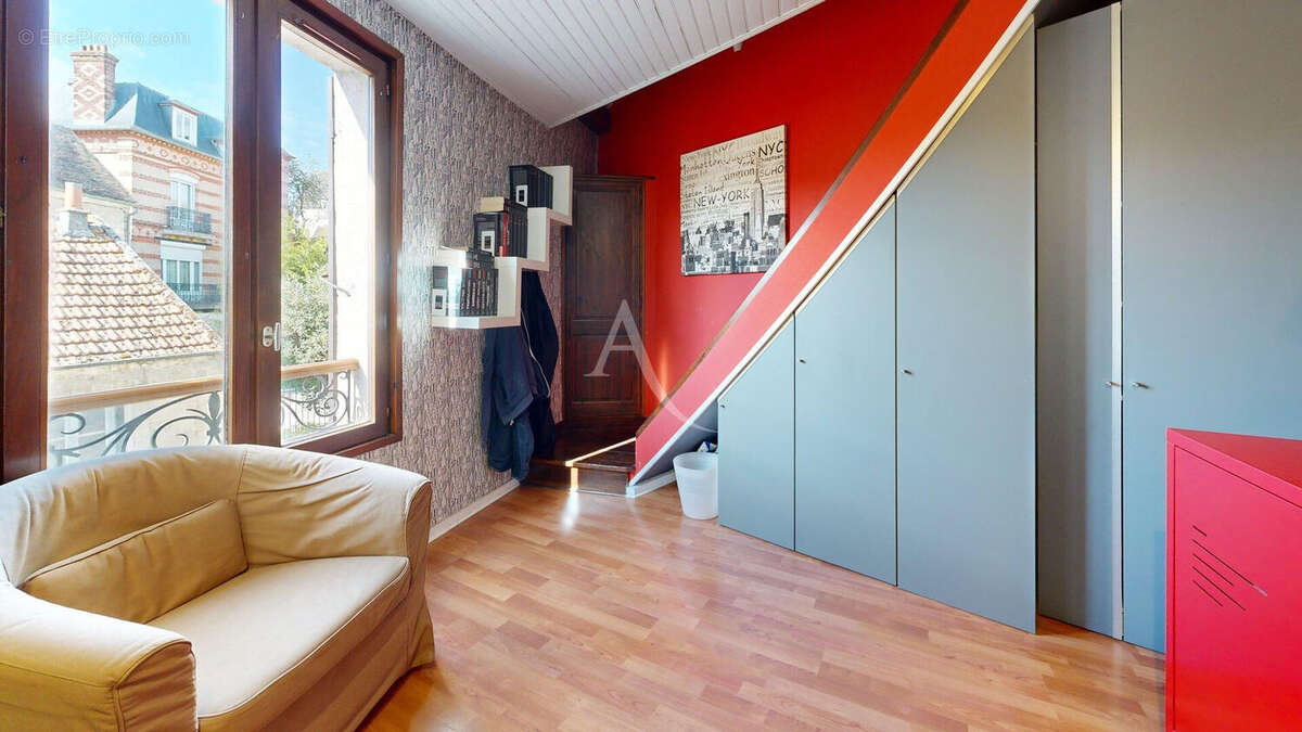 Maison de ville pleine de charme à Boissy-l'Aillerie  Exclusivité l'Adresse - photo 8