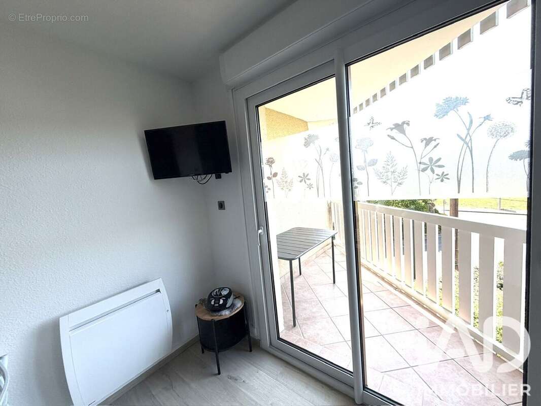 Appartement 23 m² à Cazaubon  - photo 8