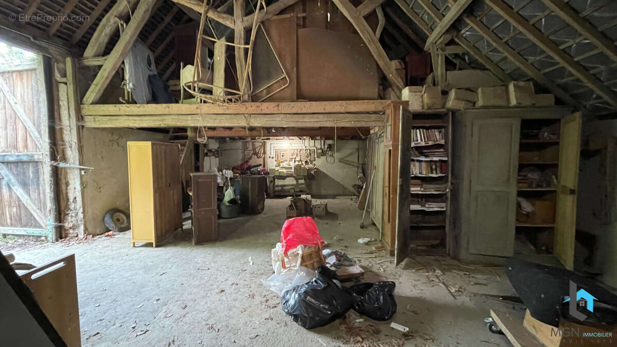 Maison à TRIZAY-LES-BONNEVAL