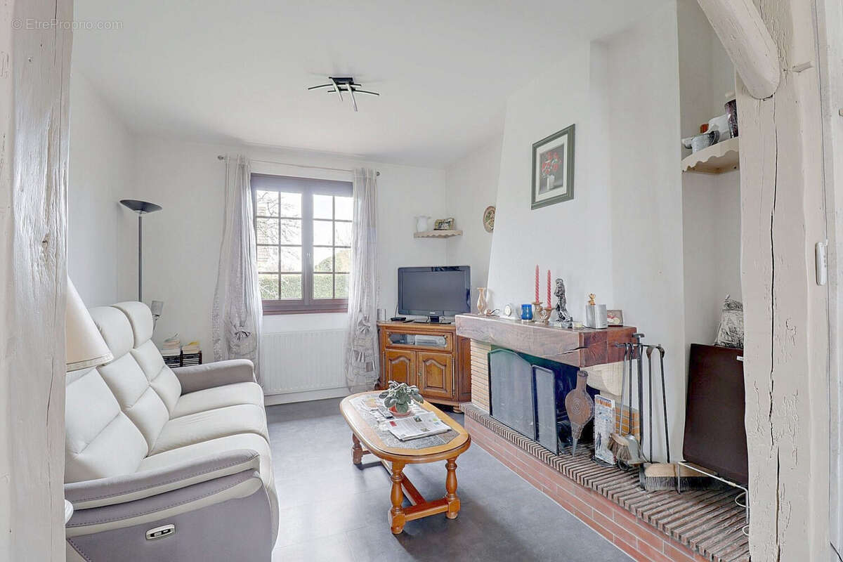 Maison à CHARTAINVILLIERS
