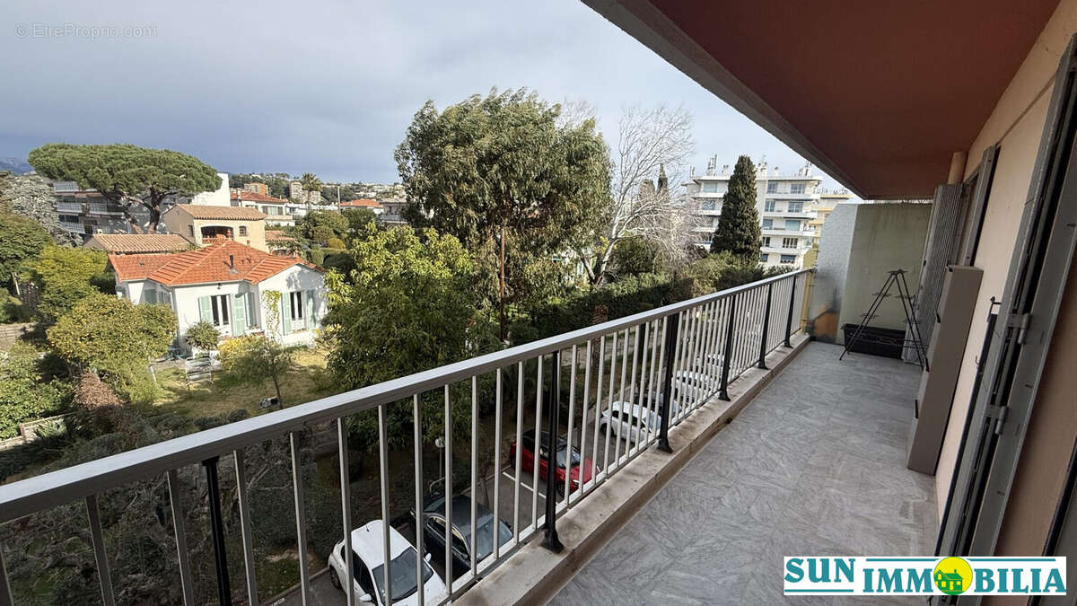 Appartement à CAGNES-SUR-MER