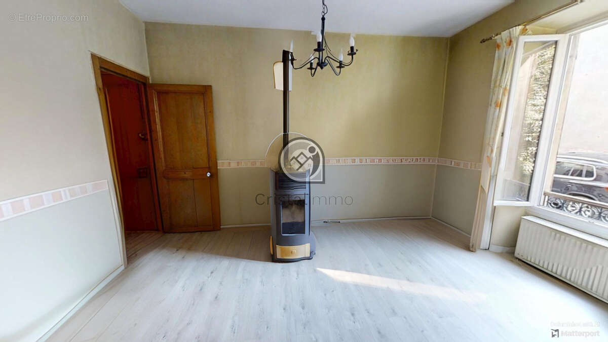 Appartement à DOMENE