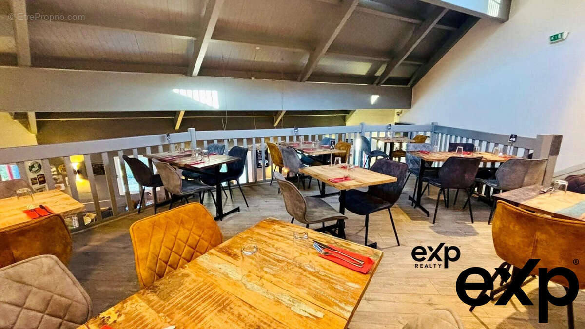 Commerce à VIVIERS-DU-LAC