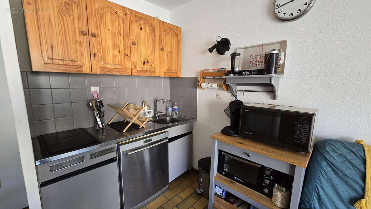 Appartement à SAINT-CYR-SUR-MER