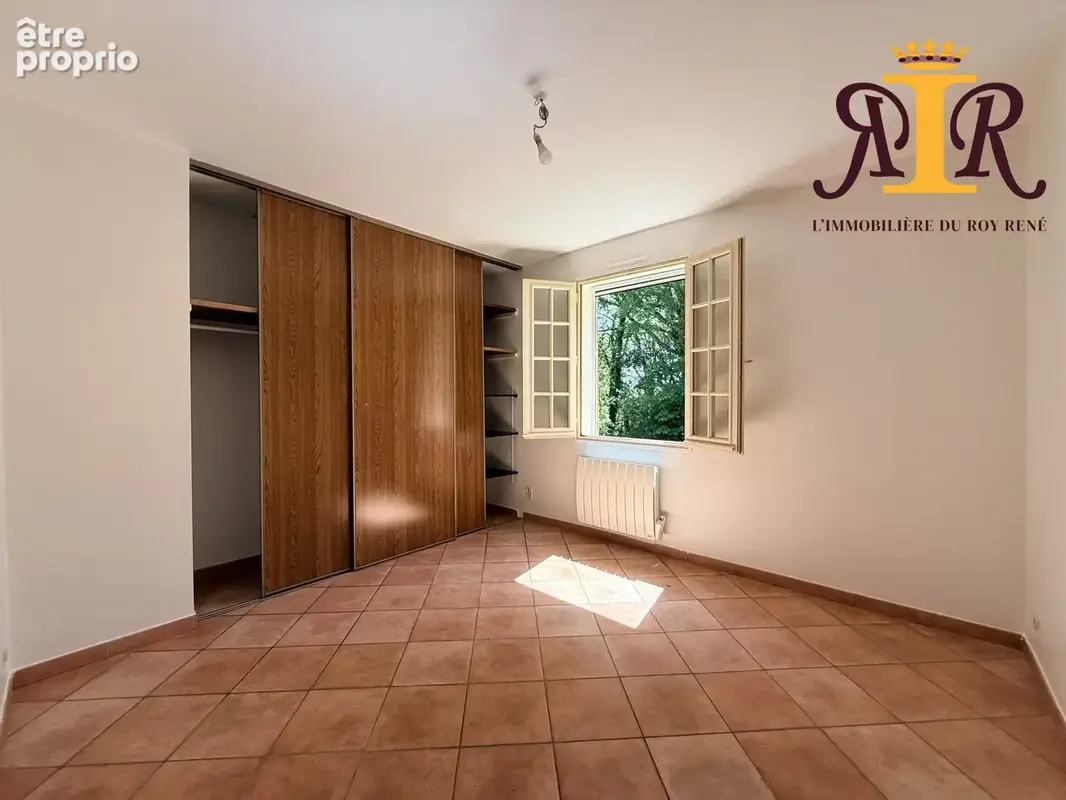 Maison 5 pièces 110 m² à vendre à Grambois (84240) - photo 6
