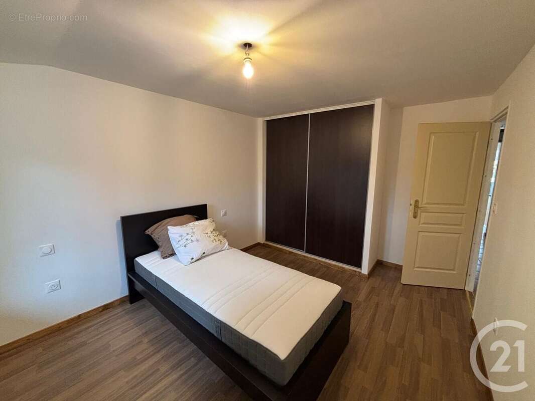 Maison à LA CHAUSSEE-D&#039;IVRY