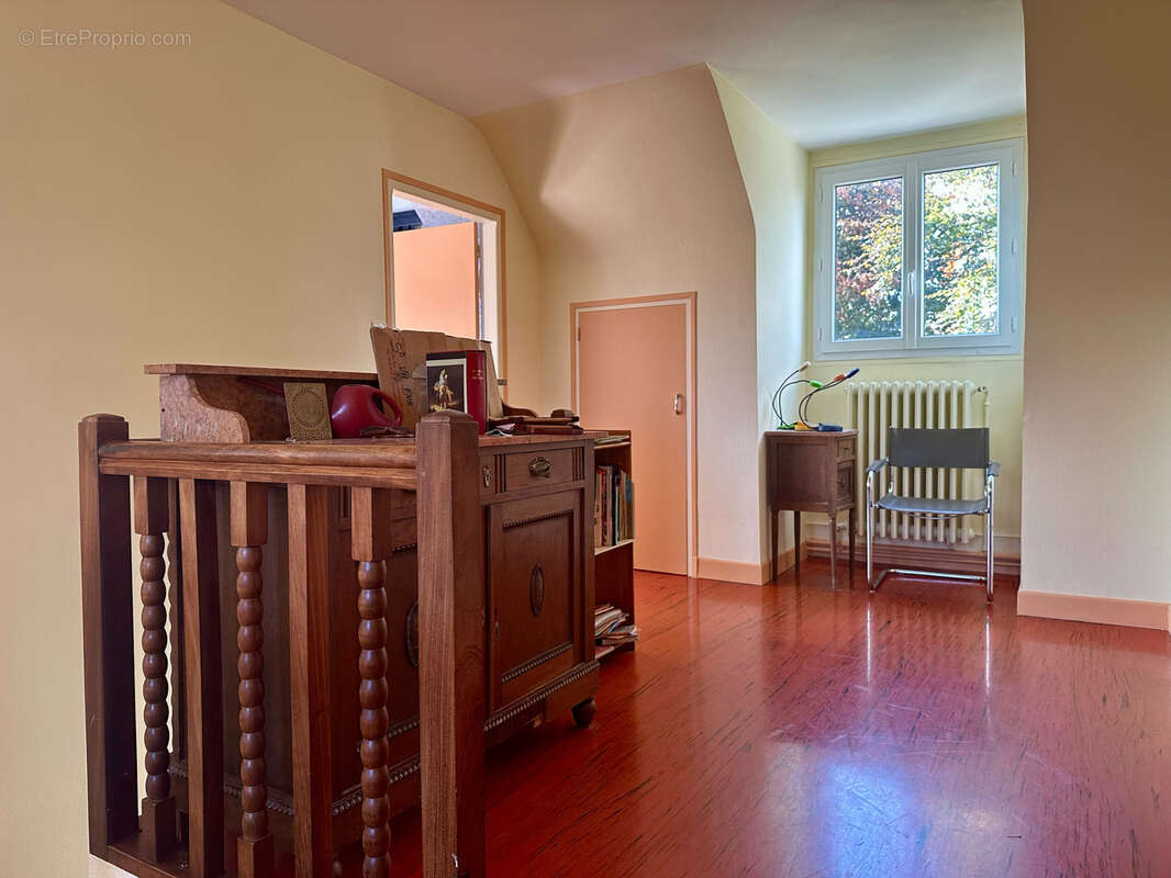 Maison à NEUFCHATEL-EN-BRAY