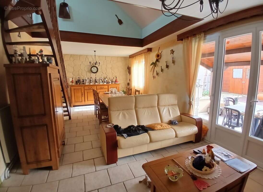 Maison à LA SUZE-SUR-SARTHE