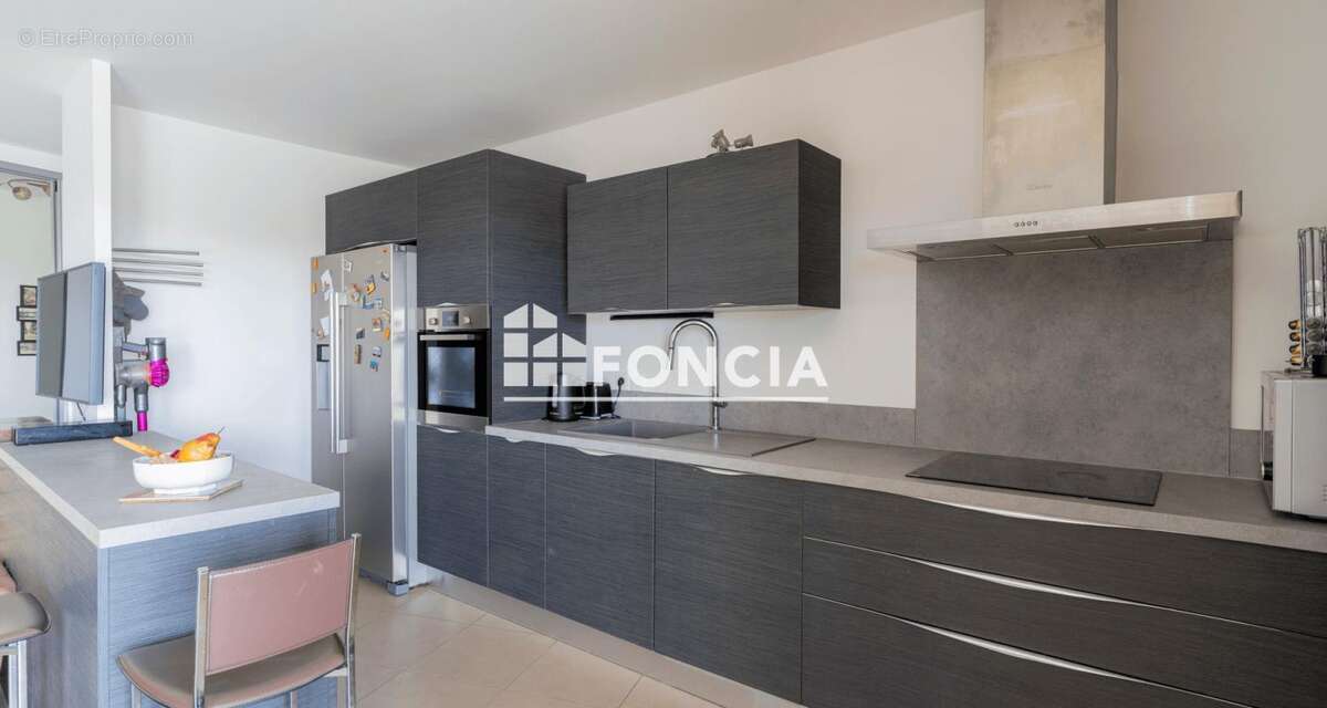 Appartement à MARSEILLE-8E