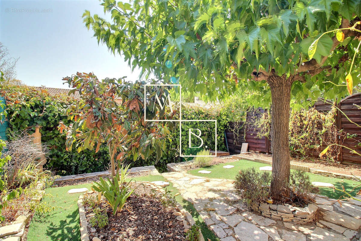 MONTPELLIER, La Martelle, secteur Montpellier Village, Appartement DUPLEX 3 pièces avec jardin privatif et par - photo 2