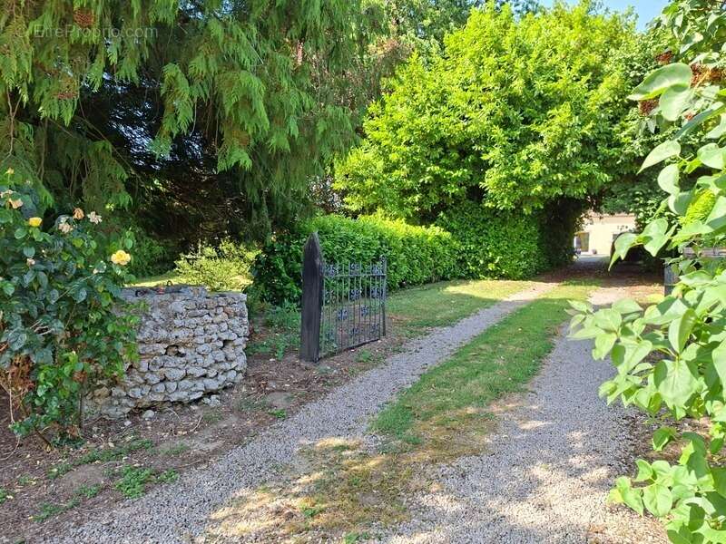 Maison à FRESNAY-SUR-SARTHE