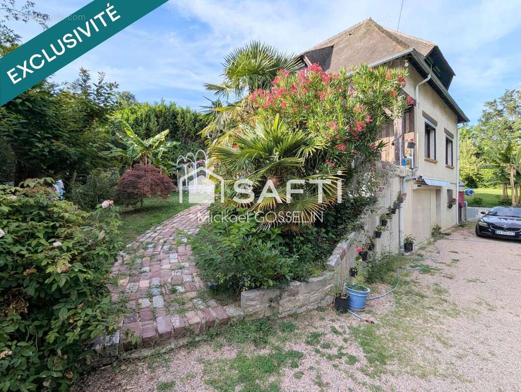 Maison 185 m² à Bonneville-Sur-Touques  - photo 4