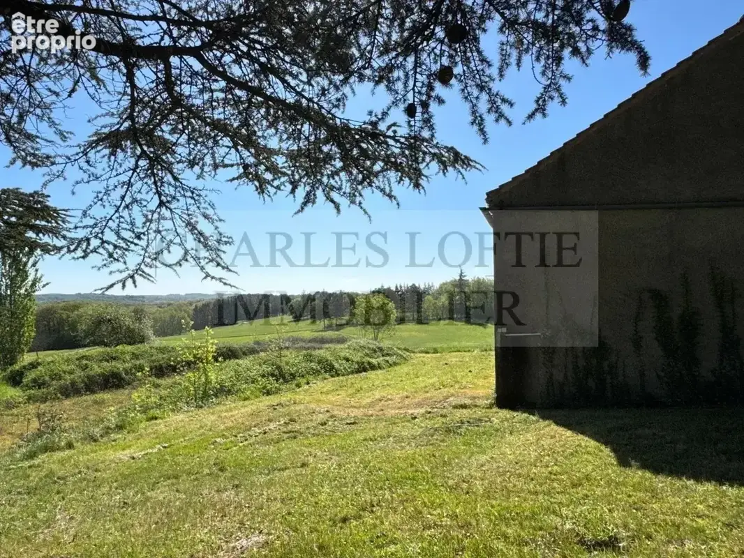 Authentique corps de ferme en pierre sur 4.8 ha de terrain, près de Cazals au cœur de la Bouriane. - photo 15