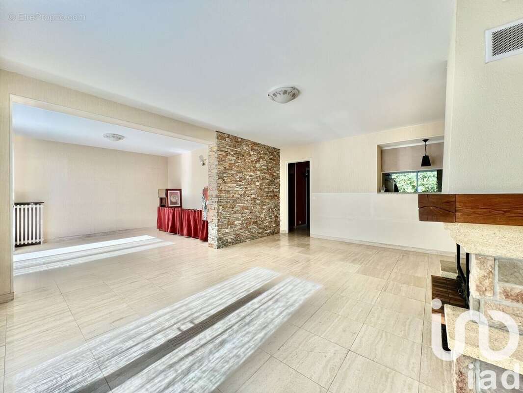 Photo 4 - Maison à VILLECRESNES