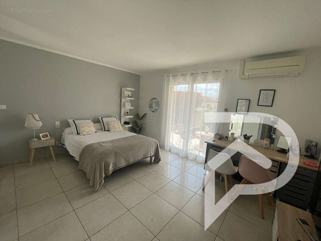 Maison à COLOMBIERS