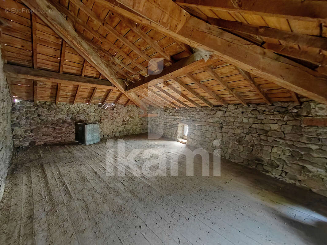 Maison de caractère avec grange - photo 13