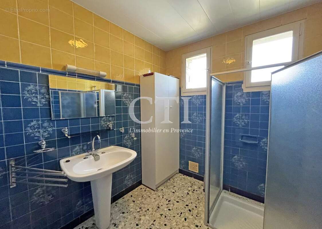 Maison à VAISON-LA-ROMAINE