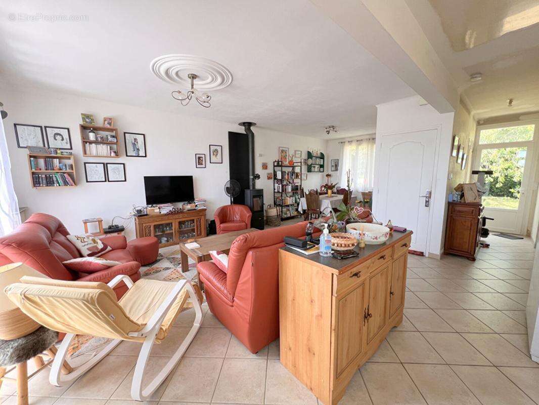 Maison - Saint Georges Du Bois - 6 pièce(s) - 125 m² - photo 4