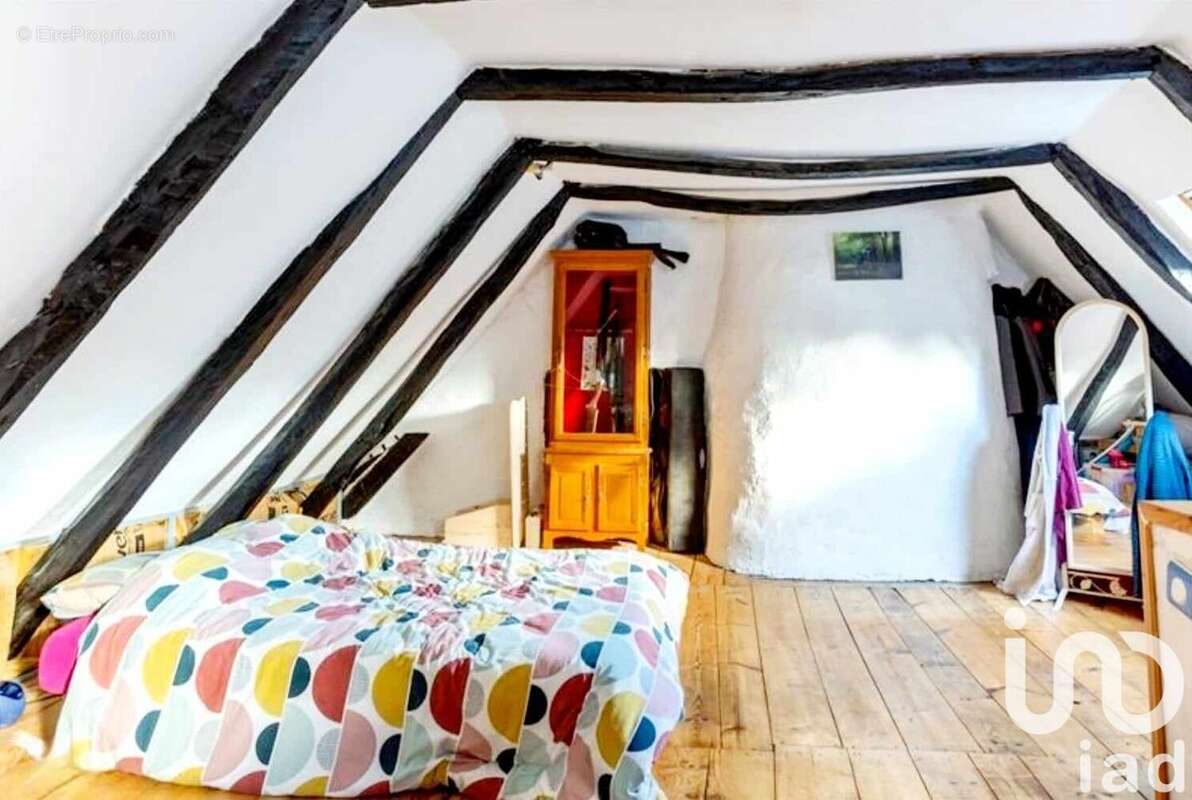 Photo 9 - Maison à MARCILLAC-LA-CROISILLE