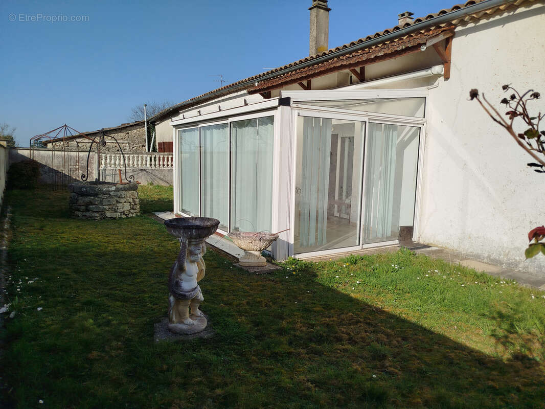 Maison à MONSEGUR