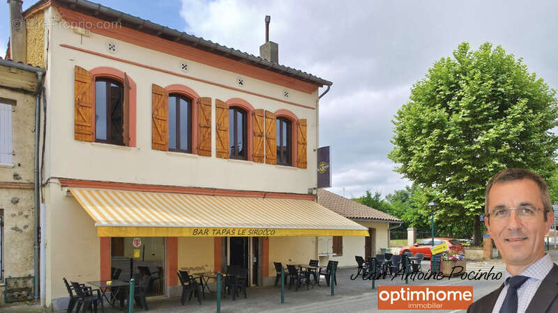 Maison à SAINTE-FOY-DE-PEYROLIERES