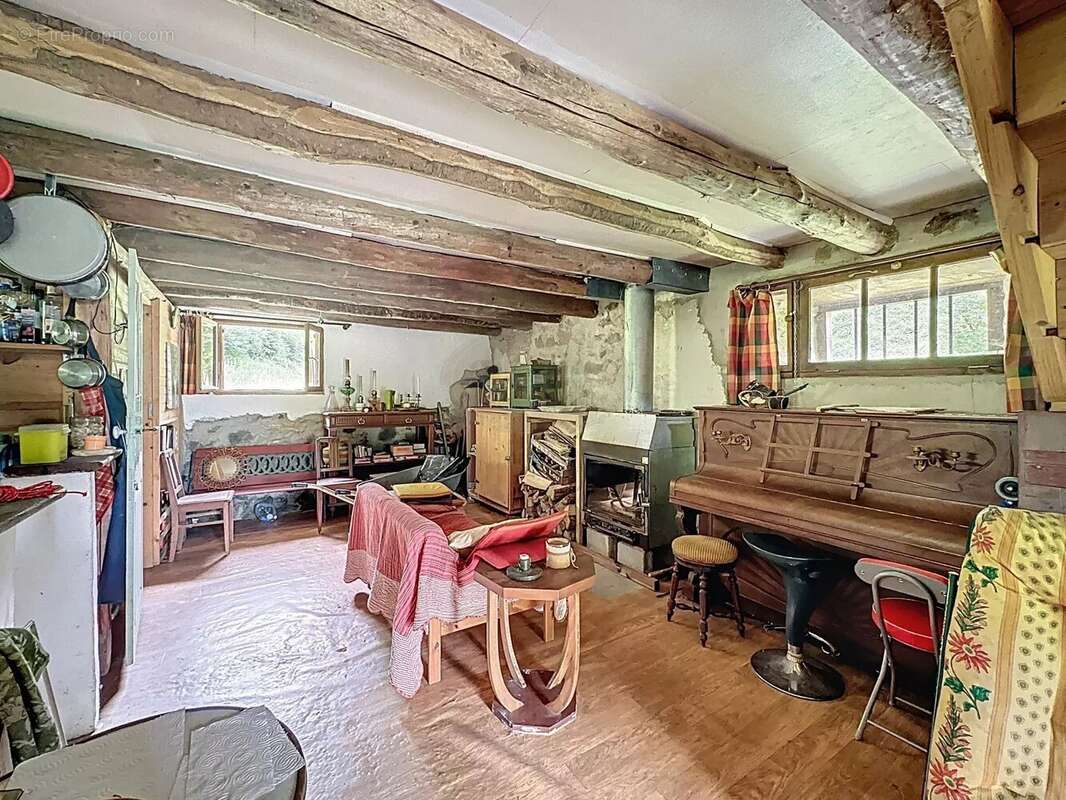 Maison à CAMPAN