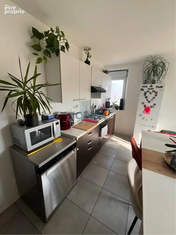 Nieul-le-Dolent   Ensemble immobilier composé de deux logements. - photo 8