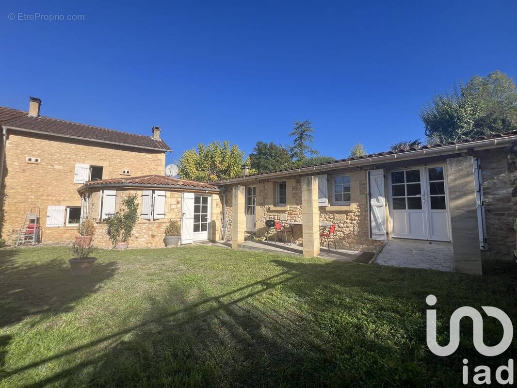 Photo 1 - Maison à SAINTE-FOY-DE-LONGAS