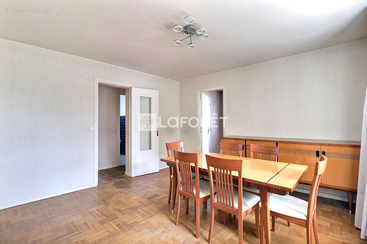 Appartement à VITRY-SUR-SEINE