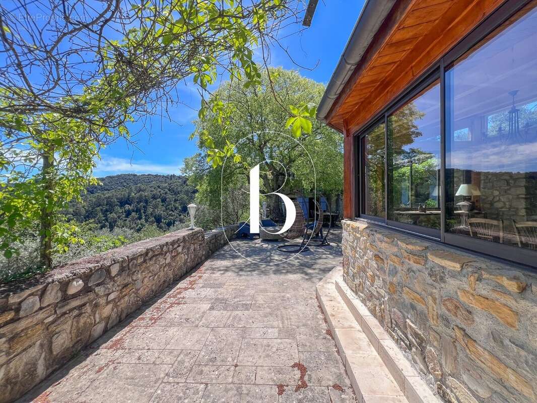 Propriété avec vue exceptionnelle - photo 39