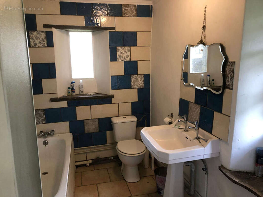 Maison à SAINT-SAMSON-DE-BONFOSSE