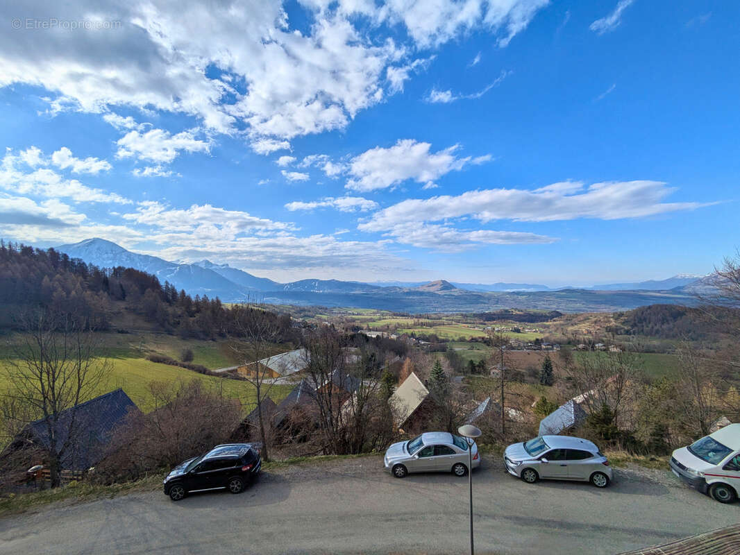 Appartement à SAINT-MICHEL-DE-CHAILLOL