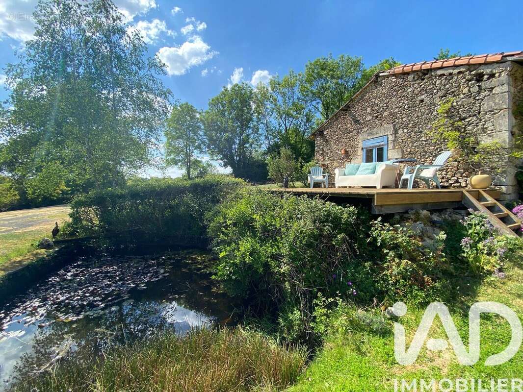 Photo 2 - Maison à SAINT-PARDOUX