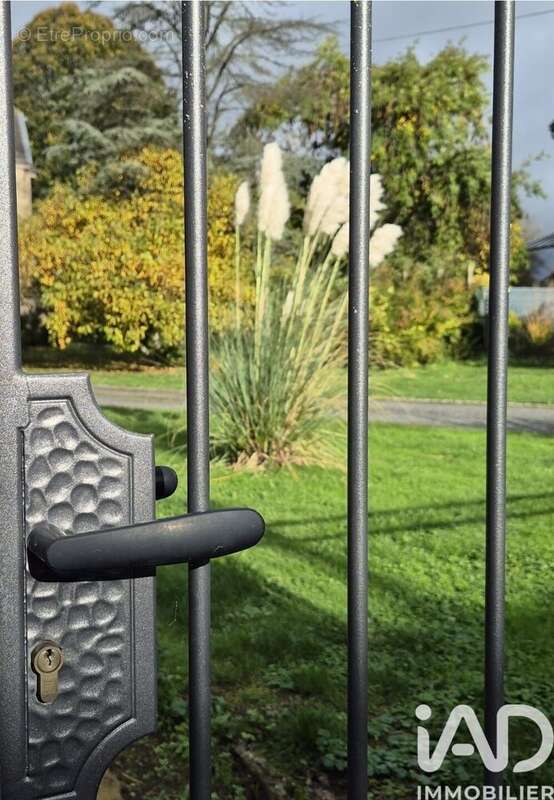 Photo 2 - Maison à SECOURT