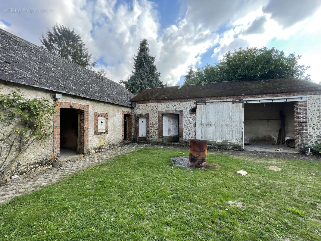 Maison à MARCHEVILLE