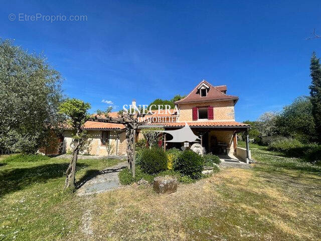 Maison à RIBERAC