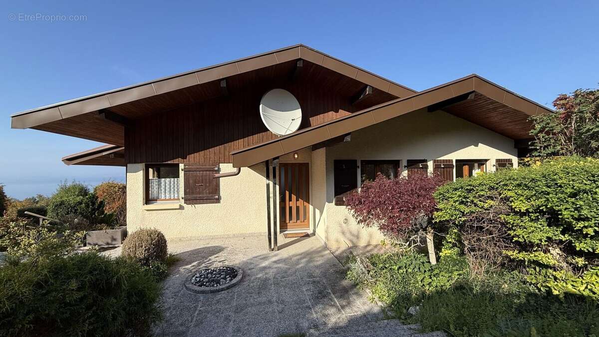 Maison à MAXILLY-SUR-LEMAN