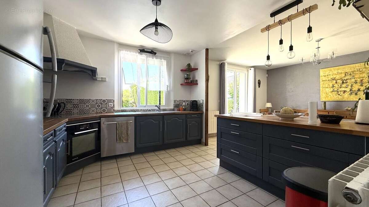 Maison à BOUFFEMONT