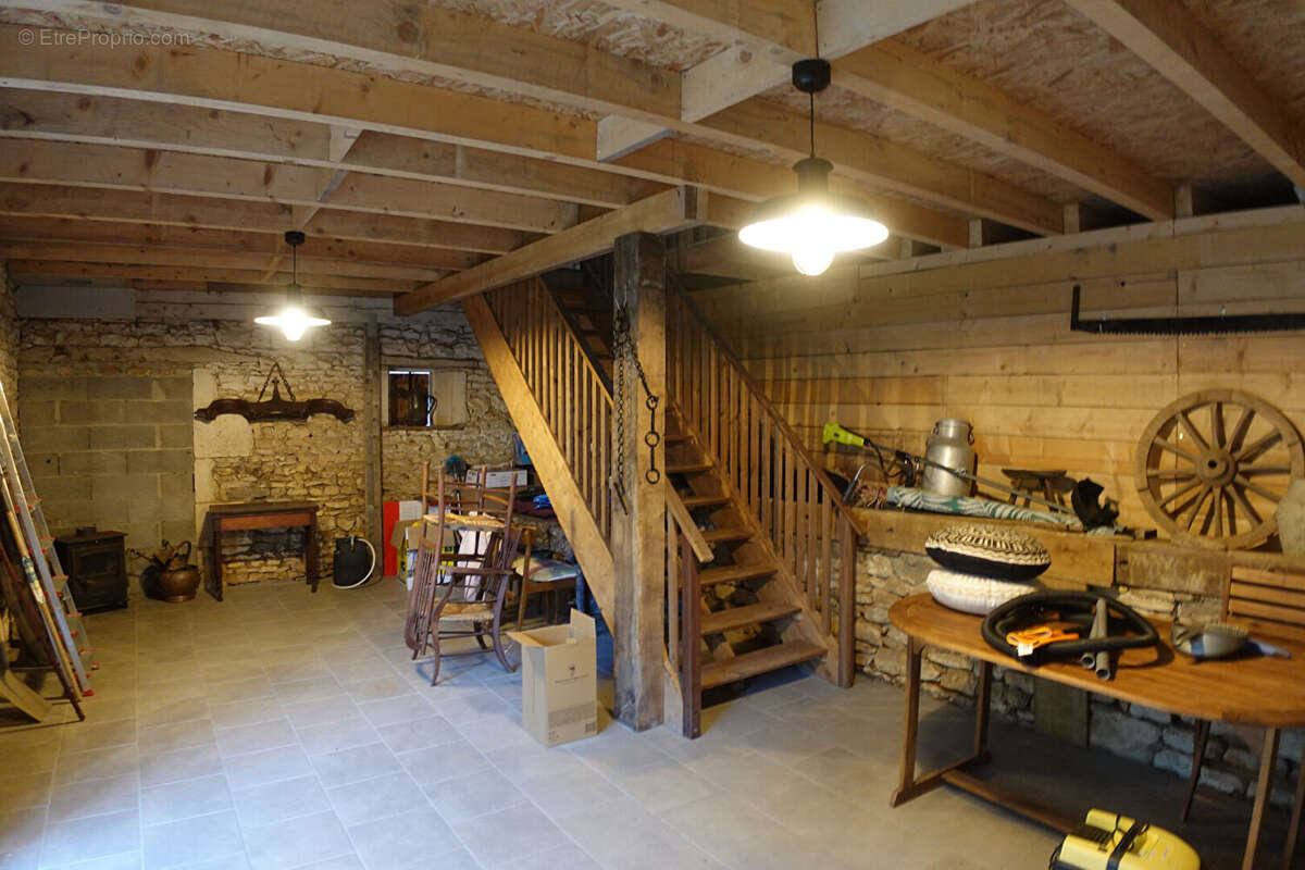 Maison à CHAMPNIERS