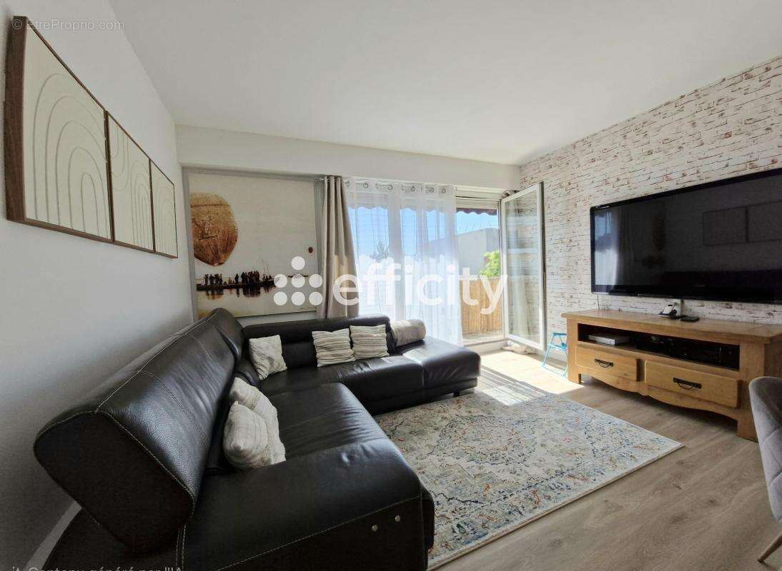 Appartement à COLOMBES