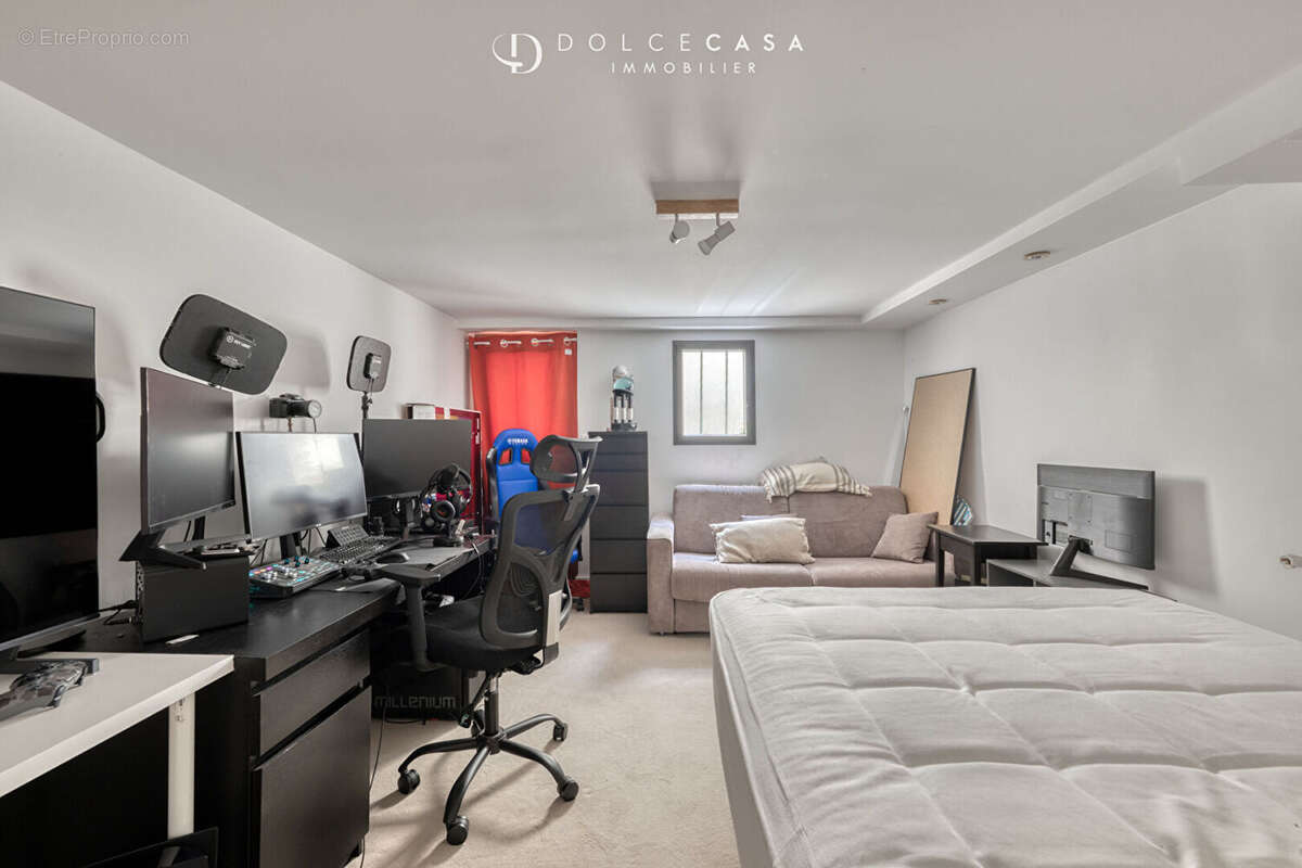 Maison à NOGENT-SUR-MARNE