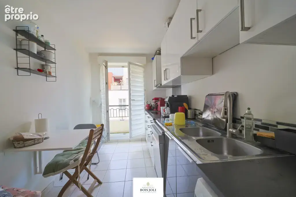 Appartement 3 pieces avec balcon - proche metro & commerces - photo 13
