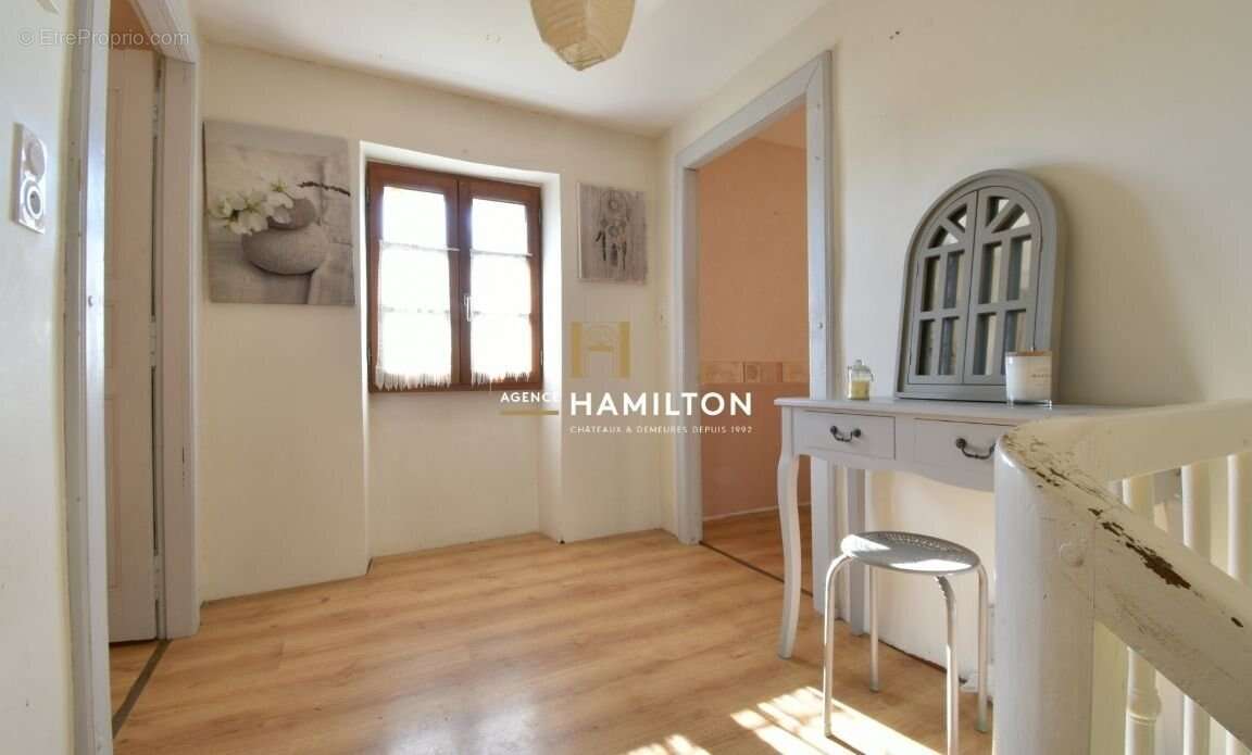Maison de hameau en pierre avec terrain attenant - photo 11